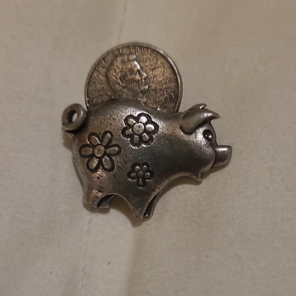 Silver Piggy Coin Charm Pendant - Floral Design Vintage - Picture 1 of 3